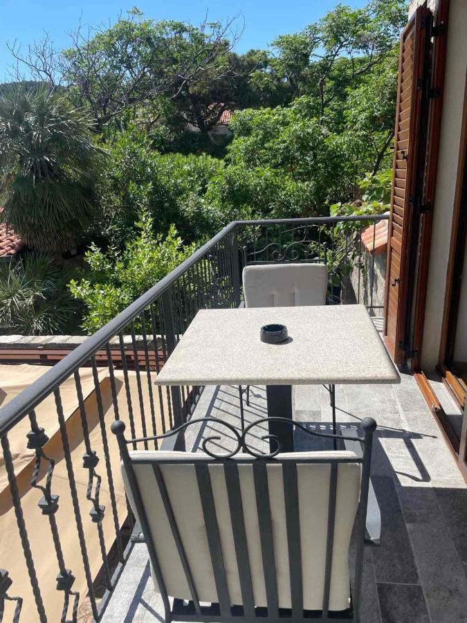 Apartamento Reina Petrovac Exterior foto